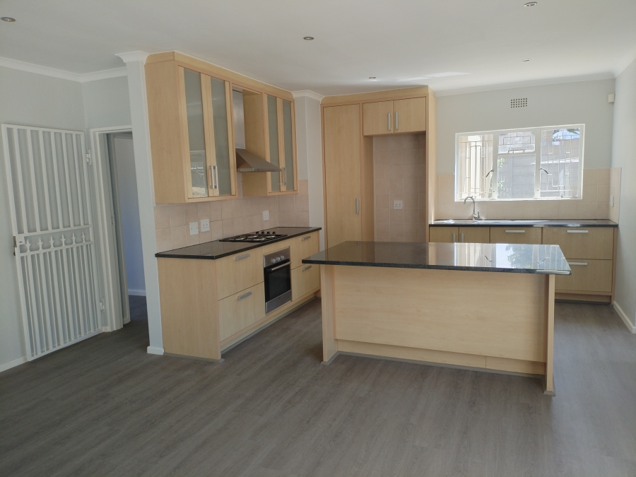 3 Bedroom Property for Sale in Bergzicht Western Cape